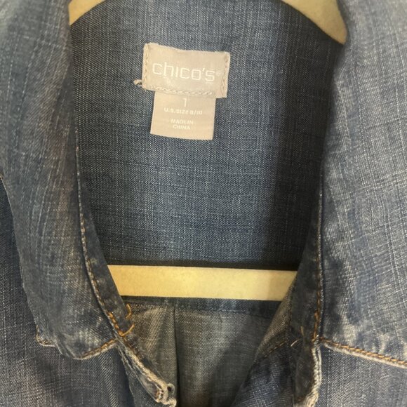 CHICO'S Chambray Shirt S 1/8-10 Womens Small Blue Button Side Detail Long Sleeve - Picture 3 of 12